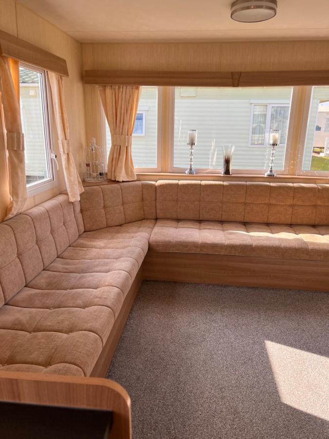 Evans Whitehouse Caravan Towyn Hotel Abergele Ngoại thất bức ảnh